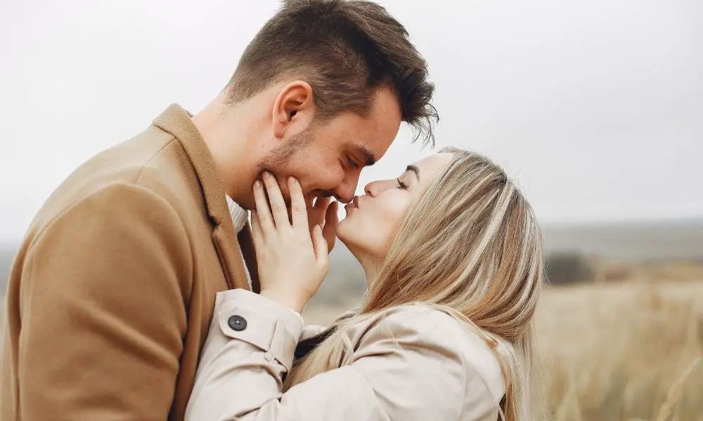 Why More Men Are Turning to Flirtist to Finally Get Dates That Go Somewhere